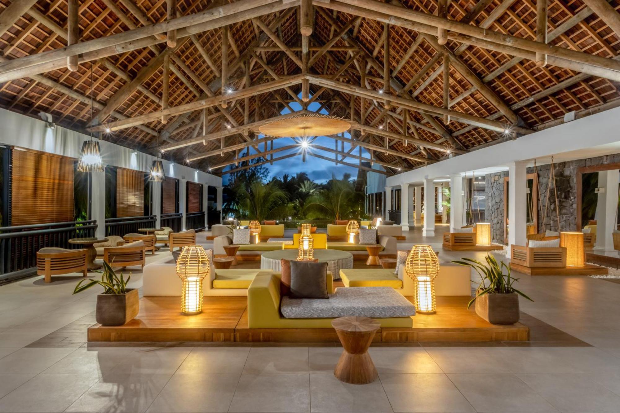 The Ravenala Attitude Resort 4*